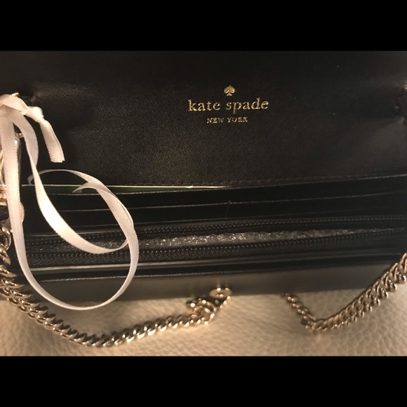 KATE SPADE Quilted Black Wristlet - Picture 4 of 7